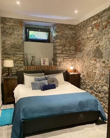 Villa Bacchetta - Stone Cottage Oleggio Castello Екстериор снимка